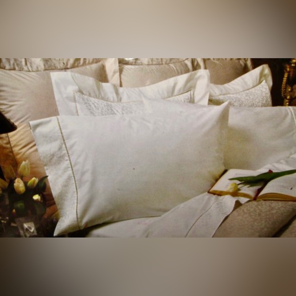Waterford 400 thread count cotton Tosca Scroll hemstitch duvet cover
